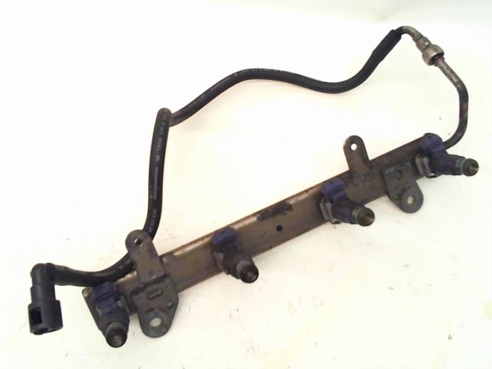 Usagé Système d'injection Nissan X-Trail (T30) 2.0 16V 4x4 Prix € 78,75 Règlement à la marge proposé par Japoto Parts B.V.