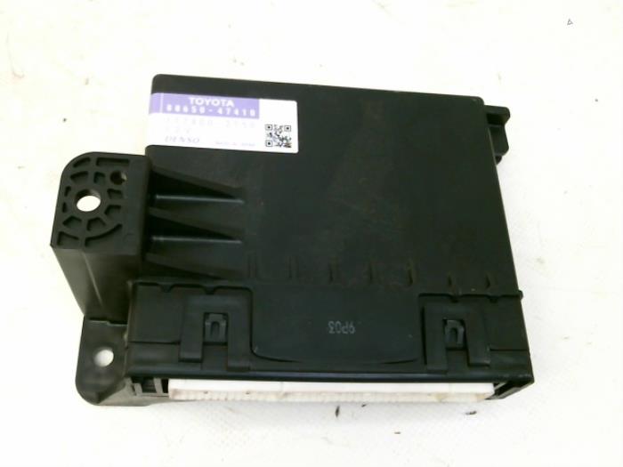 Used Computer, miscellaneous Toyota Prius Plus (ZVW4) 1.8 Hybrid 16V Price € 52,49 Margin scheme offered by Japoto Parts B.V.