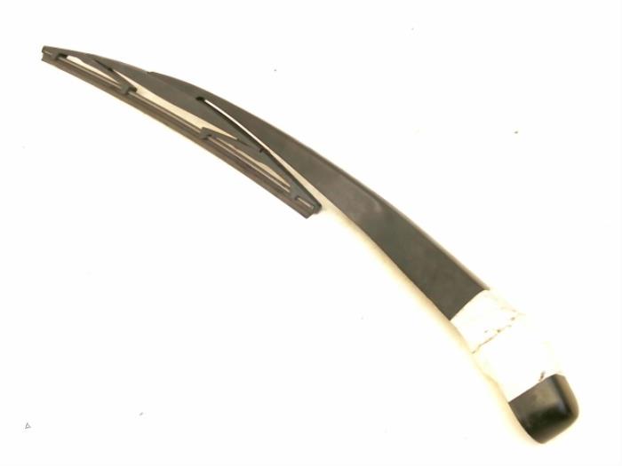 Rear wiper arm from a Nissan Micra (K13) 1.2 12V DIG-S 2012