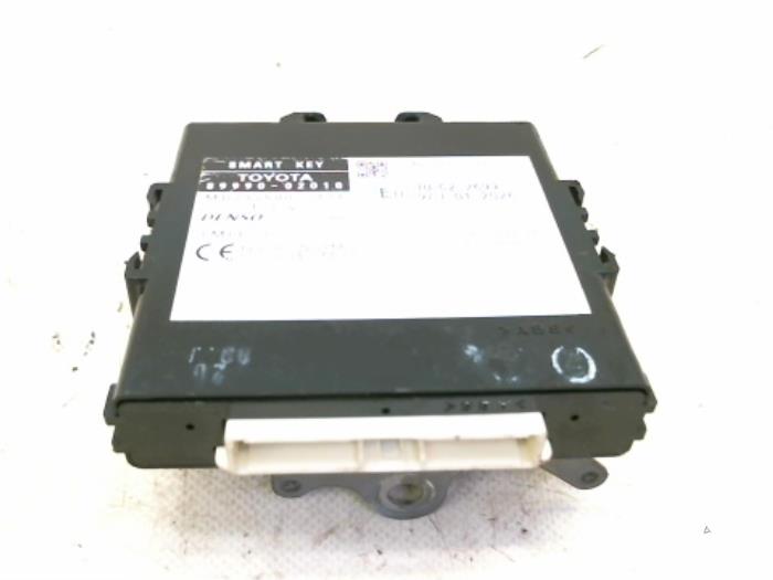 Usagé Ordinateur divers Toyota Auris (E15) 1.6 Dual VVT-i 16V Prix € 68,25 Règlement à la marge proposé par Japoto Parts B.V.