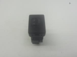 Used AIH headlight switch Toyota Prius Plus (ZVW4) 1.8 16V Price € 9,95 Margin scheme offered by Japoto Parts B.V.