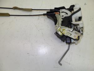 Used Rear door mechanism 4-door, right Mitsubishi Grandis (NA) 2.4 16V MIVEC Price € 29,99 Margin scheme offered by Japoto Parts B.V.