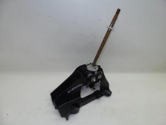 Gebrauchte Schaltung Toyota Yaris III (P13) 1.0 12V VVT-i Preis € 26,20 Margenregelung angeboten von Japoto Parts B.V.