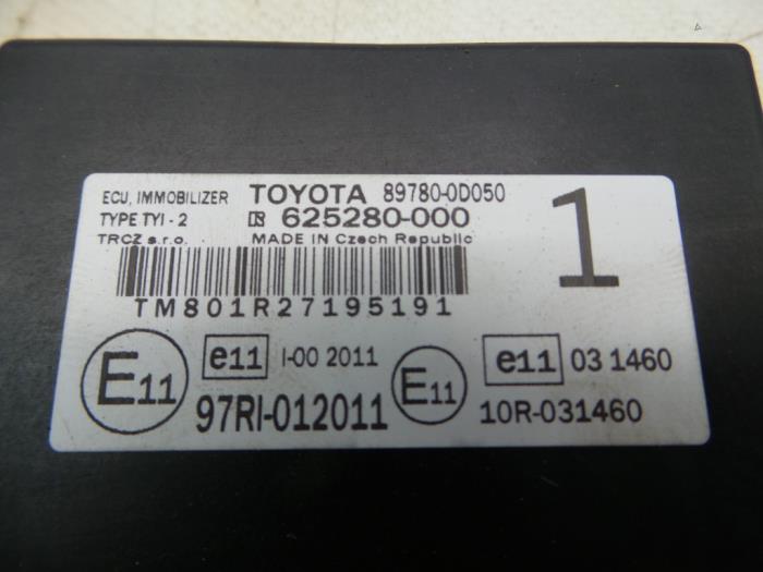 Komputer pokladowy z Toyota Yaris III (P13) 1.5 16V Hybrid 2012