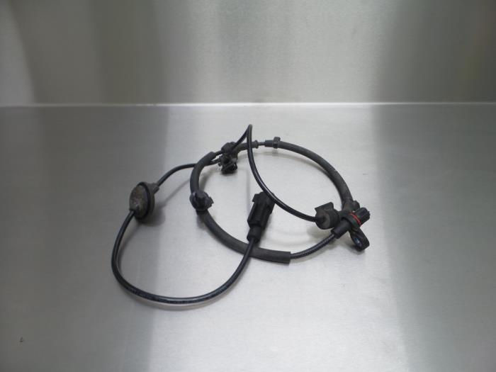 Begagnade ABS-sensor Mitsubishi ASX 1.6 MIVEC 16V Pris € 26,20 Marginaltabell erbjuds av Japoto Parts B.V.