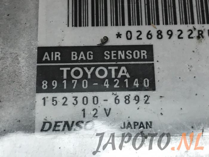Boitier airbag d'un Toyota RAV4 (A2) 1.8 16V VVT-i 4x2 2005