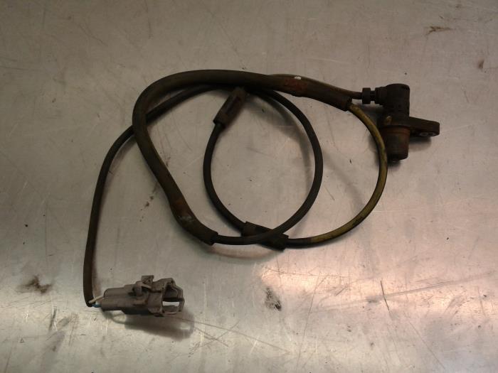 Begagnade ABS-sensor Toyota RAV4 (A2) 1.8 16V VVT-i 4x2 Pris € 15,70 Marginaltabell erbjuds av Japoto Parts B.V.