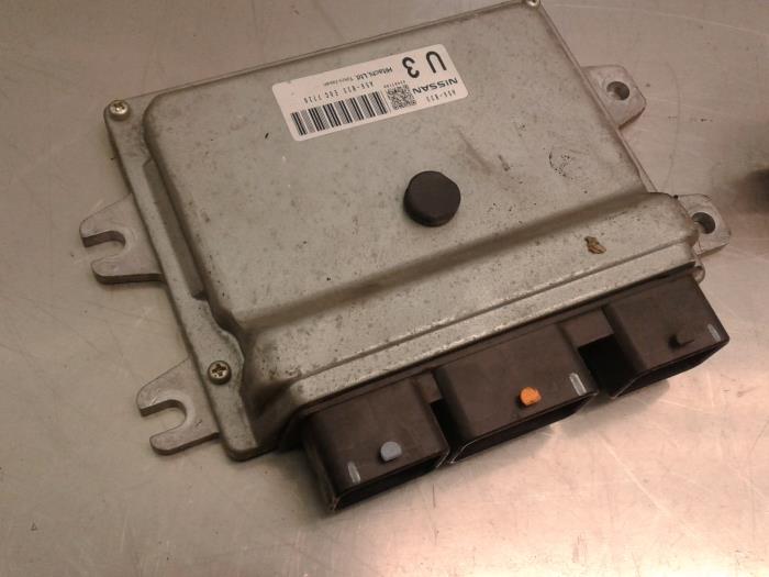 Ignition lock + computer from a Nissan X-Trail (T31) 2.0 16V XE,SE,LE 4x4 2007