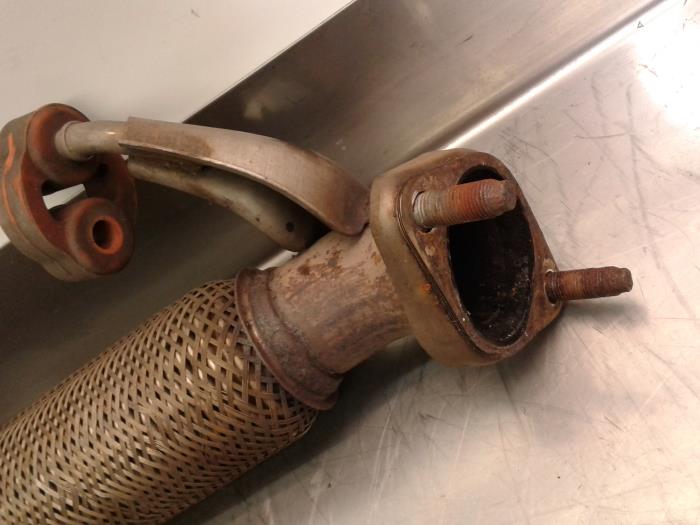 Begagnade Avgassystem, främre del Hyundai i20 1.6 CRDi 16V VGT Pris € 52,50 Marginaltabell erbjuds av Japoto Parts B.V.
