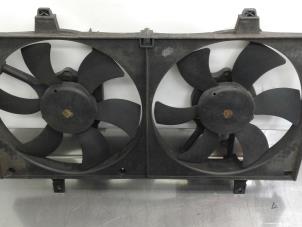 Usados Ventilador de radiador Nissan Primera Wagon (W12) 2.0 16V Precio € 34,95 Norma de margen ofrecido por Japoto Parts B.V.