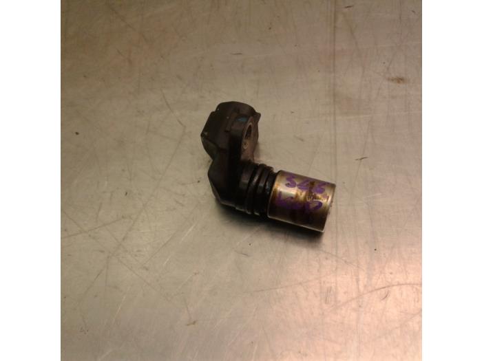 Begagnade Vevaxelsensor Daihatsu Sirion/Storia (M1) 1.0 12V DVVT Pris € 15,70 Marginaltabell erbjuds av Japoto Parts B.V.