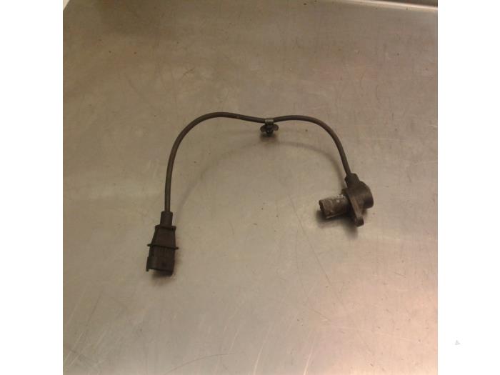 Begagnade Vevaxelsensor Hyundai i20 1.6 CRDi 16V VGT Pris € 20,95 Marginaltabell erbjuds av Japoto Parts B.V.