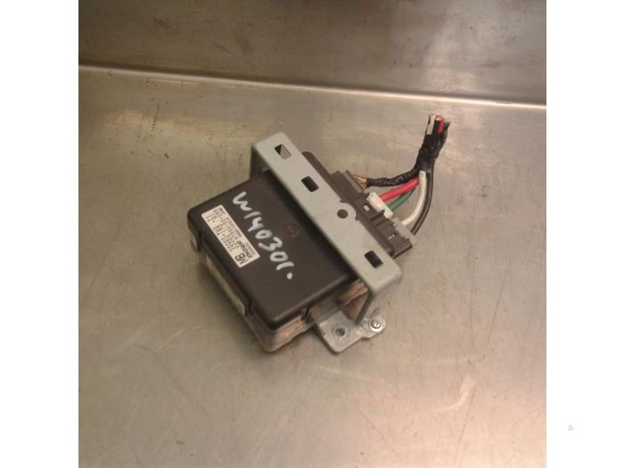 Usagé Ordinateur direction assistée Honda Insight (ZE2) 1.3 16V VTEC Prix € 26,20 Règlement à la marge proposé par Japoto Parts B.V.