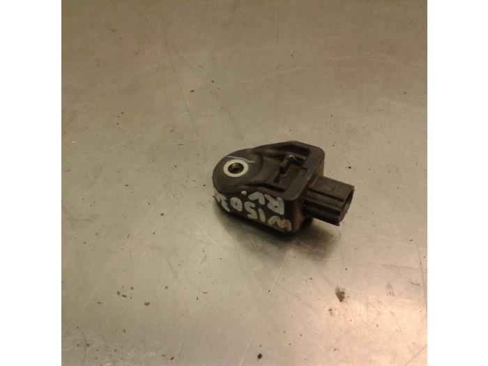 Airbag sensor from a Toyota Prius Plus (ZVW4) 1.8 16V 2012