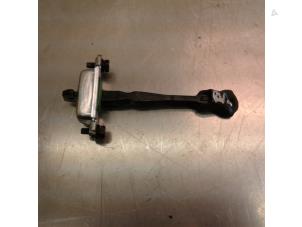 Used Front door stop 4-door, right Hyundai i10 (F5) 1.1i 12V Price € 14,99 Margin scheme offered by Japoto Parts B.V.
