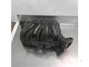 Used Intake manifold Honda CR-V (RE) 2.0 16V Price € 49,00 Margin scheme offered by Japoto Parts B.V.
