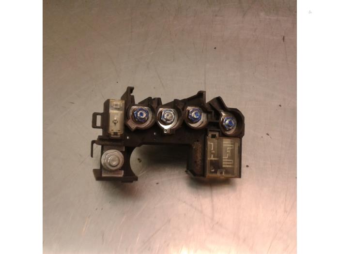 Usagé Divers Nissan Micra (K13) 1.2 12V DIG-S Prix € 15,75 Règlement à la marge proposé par Japoto Parts B.V.