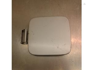 Used Tank cap cover Hyundai H-1/H-200 2.5 Tdi Price € 14,95 Margin scheme offered by Japoto Parts B.V.