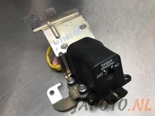 Used Rear lock cylinder Daihatsu Cuore (L251/271/276) 1.0 12V DVVT Price € 30,00 Margin scheme offered by Japoto Parts B.V.