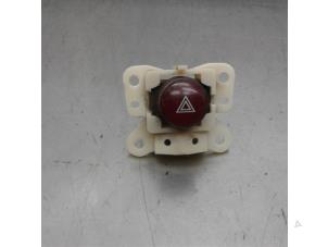 Used Panic lighting switch Mitsubishi L-200 2.5 DI-D 4x4 Price € 9,99 Margin scheme offered by Japoto Parts B.V.
