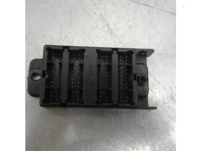 Usagé Divers Kia Sorento I (JC) 2.5 CRDi 16V Prix € 15,75 Règlement à la marge proposé par Japoto Parts B.V.