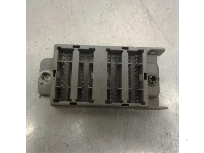 Usagé Divers Kia Sorento I (JC) 2.5 CRDi 16V Prix € 15,75 Règlement à la marge proposé par Japoto Parts B.V.