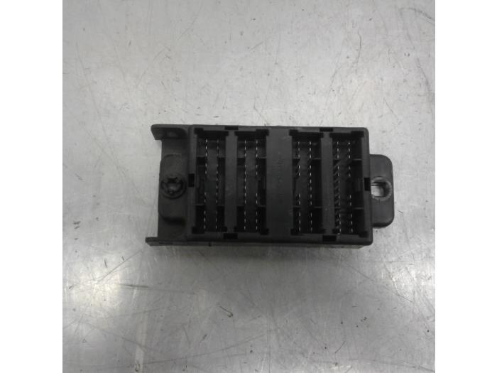 Usagé Divers Kia Sorento I (JC) 2.5 CRDi 16V Prix € 15,75 Règlement à la marge proposé par Japoto Parts B.V.