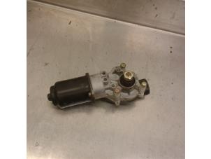 Used Front wiper motor Subaru Forester (SG) 2.0 16V X Price € 34,95 Margin scheme offered by Japoto Parts B.V.