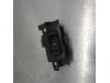 Electric window switch from a Honda CR-V (RE) 2.0 16V 2007