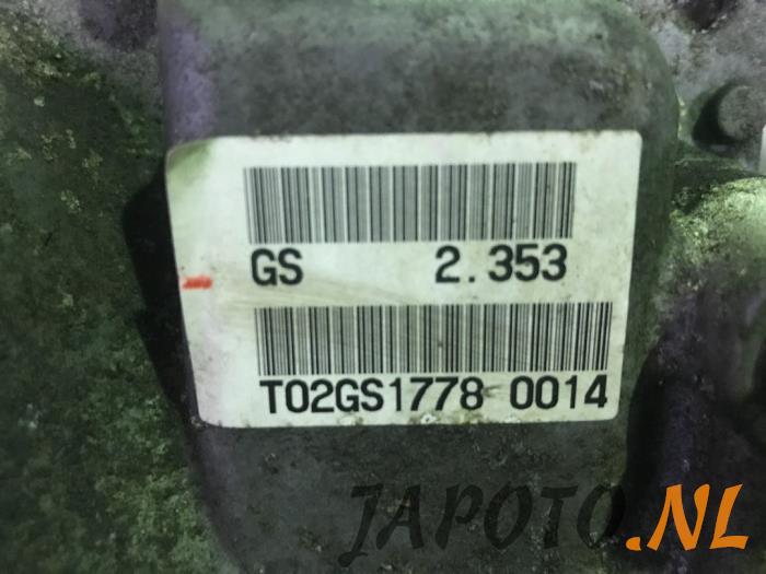 Rear differential from a Mitsubishi Outlander (CW) 2.2 DI-D 16V 4x4 2009
