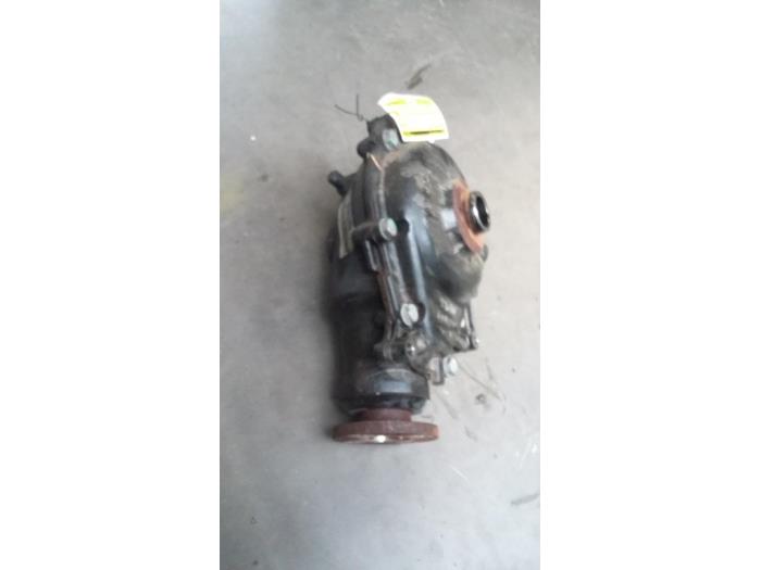 Front differential from a BMW X3 (E83) xDrive 18d 16V 2010