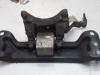 Gearbox mount from a Mercedes E Combi (S211), 2003 / 2009 2.2 E-220 CDI 16V, Combi/o, Diesel, 2.148cc, 110kW (150pk), RWD, OM646961, 2003-03 / 2009-07, 211.206 2008