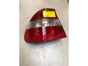 Used Taillight, left BMW 3 serie (E46/4) Price € 30,00 Margin scheme offered by Poolman autodemontage