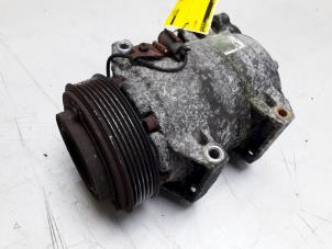 Used Air conditioning pump Volvo V70 (SW) 2.4 D5 20V Price € 50,00 Margin scheme offered by Poolman autodemontage
