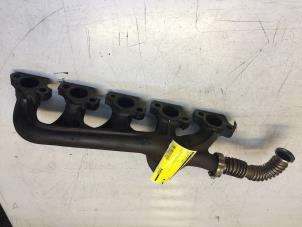 Used Exhaust manifold Volvo V70 (SW) 2.4 D5 20V AWD Price € 30,00 Margin scheme offered by Poolman autodemontage