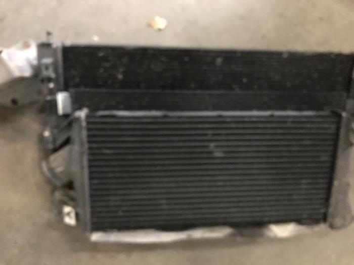 Cooling set from a Jeep Compass (PK) 2.2 CRD 16V 4x2 2013