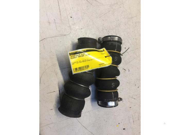 Used Intercooler hose Peugeot Partner (GC/GF/GG/GJ/GK) 1.6 Hdi, BlueHDI 75 Price € 30,00 Margin scheme offered by Poolman autodemontage