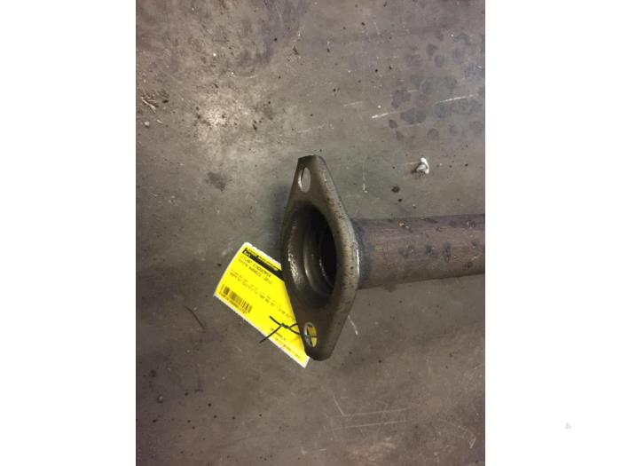 Echappement silencieux arrière d'un Toyota Avensis Wagon (T27) 2.0 16V D-4D-F 2013