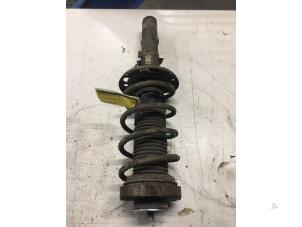 Used Front shock absorber rod, right Seat Ibiza III (6L1) 1.2 12V Price € 30,00 Margin scheme offered by Poolman autodemontage