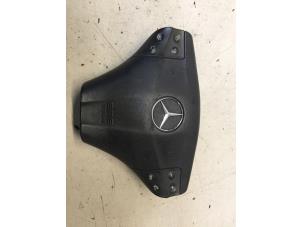 Gebrauchte Airbag links (Lenkrad) Mercedes C (W203) 2.2 C-200 CDI 16V Preis € 30,00 Margenregelung angeboten von Poolman autodemontage