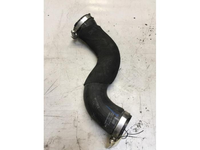 Gebrauchte Intercooler Schlauch Audi A4 (B8) 1.8 TFSI 16V Preis € 30,00 Margenregelung angeboten von Poolman autodemontage