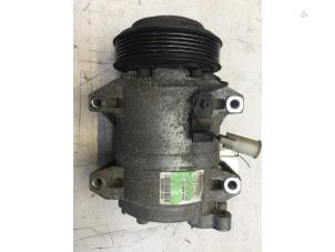 Used Air conditioning pump Volvo V70 (SW) 2.4 D5 20V Price € 50,00 Margin scheme offered by Poolman autodemontage