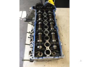 Used Cylinder head BMW X3 (E83) 2.0d 16V Price € 100,00 Margin scheme offered by Poolman autodemontage