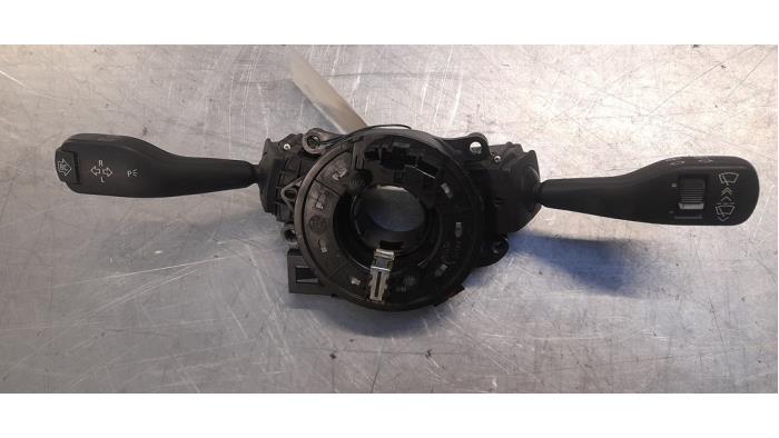 Airbag clock spring from a BMW X3 (E83) 2.0d 16V 2006