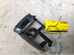Used Cover cap headlight washer right Audi A5 Cabrio (8F7) 2.0 TFSI 16V Price € 30,00 Margin scheme offered by Poolman autodemontage