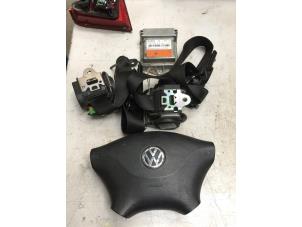 Used Airbag set + module Volkswagen Crafter 2.5 TDI 30/35 Price € 50,00 Margin scheme offered by Poolman autodemontage
