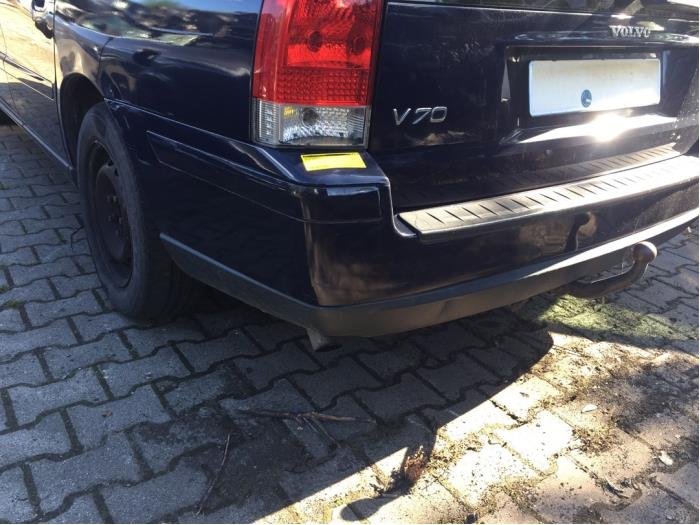 Zderzak tylny z Volvo V70 (SW) 2.4 D5 20V 2005