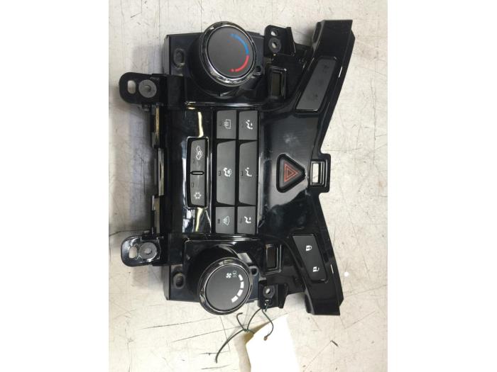 Heater control panel from a Daewoo Cruze 1.6 16V 2011