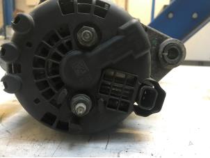 Dynamo d'un Opel Insignia Sports Tourer 2.0 CDTI 16V 130 ecoFLEX 2011