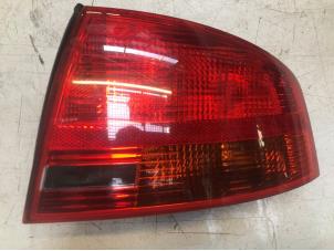 Used Taillight, right Audi A4 (B7) 2.0 TFSI 20V Price € 30,00 Margin scheme offered by Poolman autodemontage